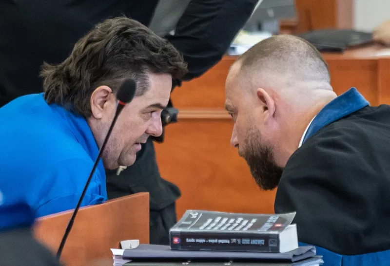 Ústavný súd odmietol sťažnosť Kočnera v prípade odpočúvania porád vo väzbe - SME