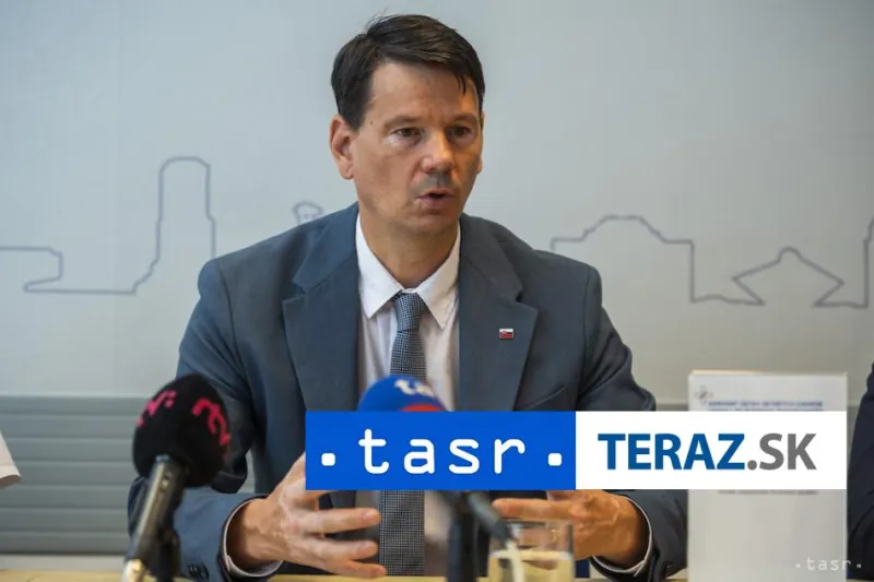 M. Palkovič:Prvotná zdravotná starostlivosť pre migrantov je adekvátna