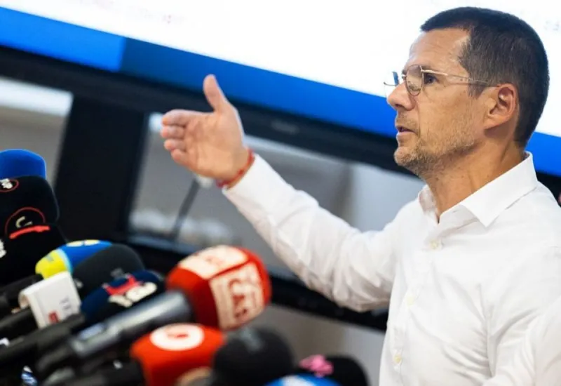 Polícia si stotisíc tlačív pre migrantov neobjednala - SME