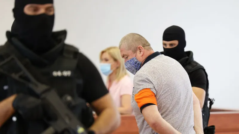 Bývalý špeciálny prokurátor Dušan Kováčik zostáva vo väzbe - Domáce - Správy - Pravda