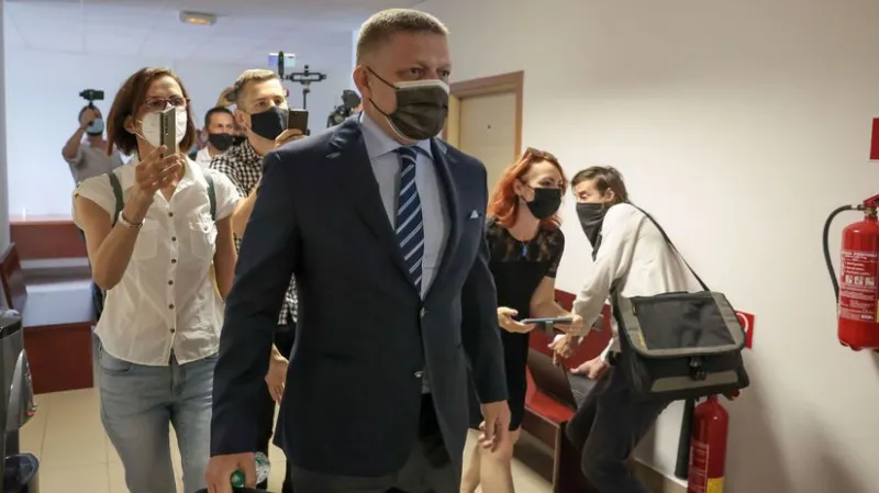 Na súd s Kováčikom prišiel aj Fico. Hovorí o komplote - Domáce - Správy - Pravda