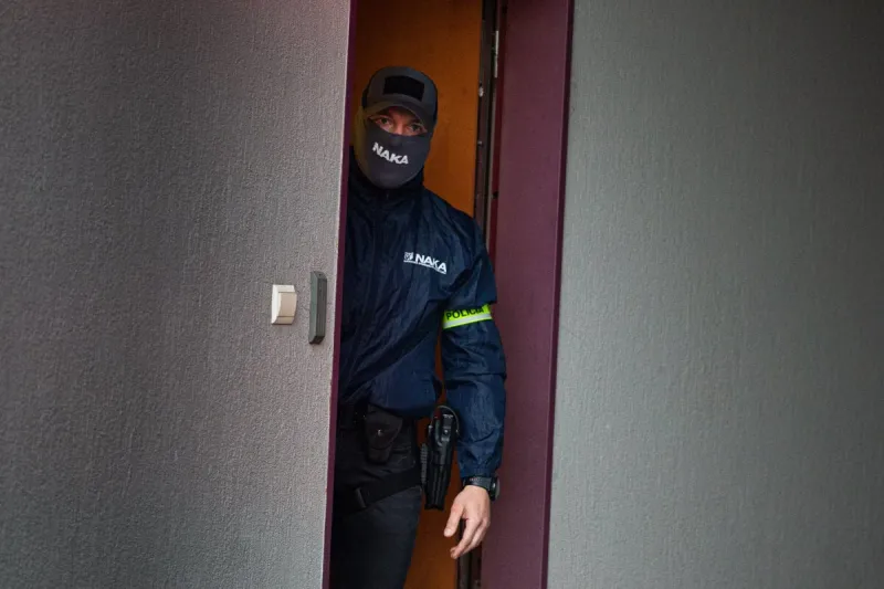NAKA zasahovala proti zločineckej skupine takáčovcov v akcii Crassus - SME