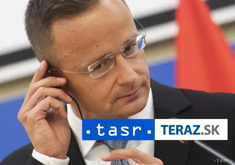 Szijjártó: Migranti a prevádzači strieľali po sebe aj na pohraničníkov