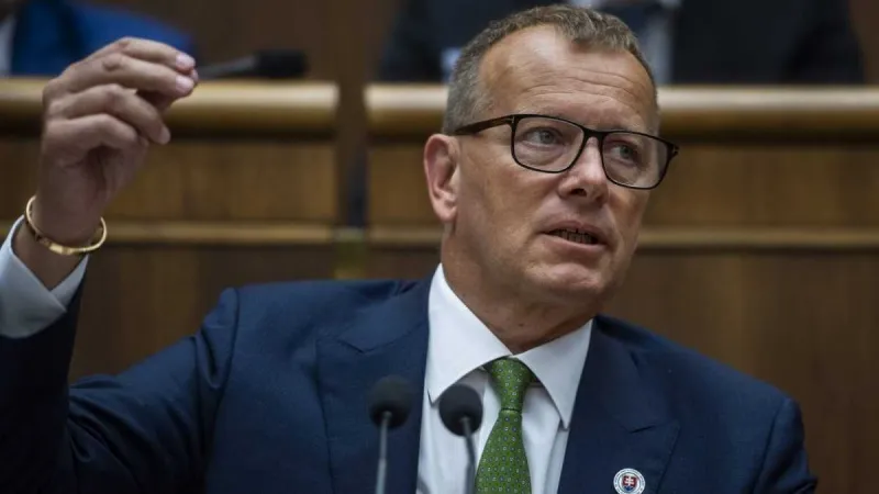 B. Kollár považuje zásah NAKA vo Fun Rádiu za cirkus - Správy RTVS
