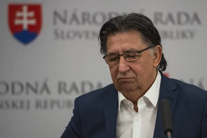 Zoroslav Kollár: Budaj OBRAL štát o peniaze. V jeho ministerskej kancelárii našli SAMOPAL!
