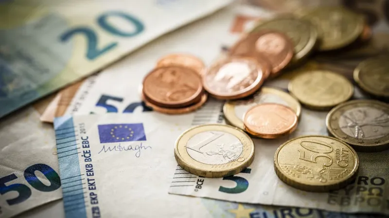 Seniori dostanú vianočný príspevok: Takto bude vyzerať tohtoročný 13. dôchodok | Nový Čas