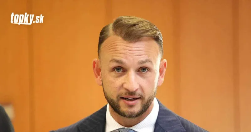 Šutajovi Eštokovi došli s čurillovcami nervy: Trestné oznámenie, vraj ich nezákonne chránia! | Topky.sk