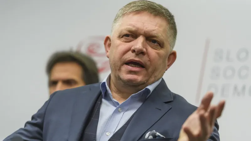 Fico chce, aby bol šéf Nočných vlkov vyradený zo sankčného zoznamu: Je to milovník motoriek | Nový Čas