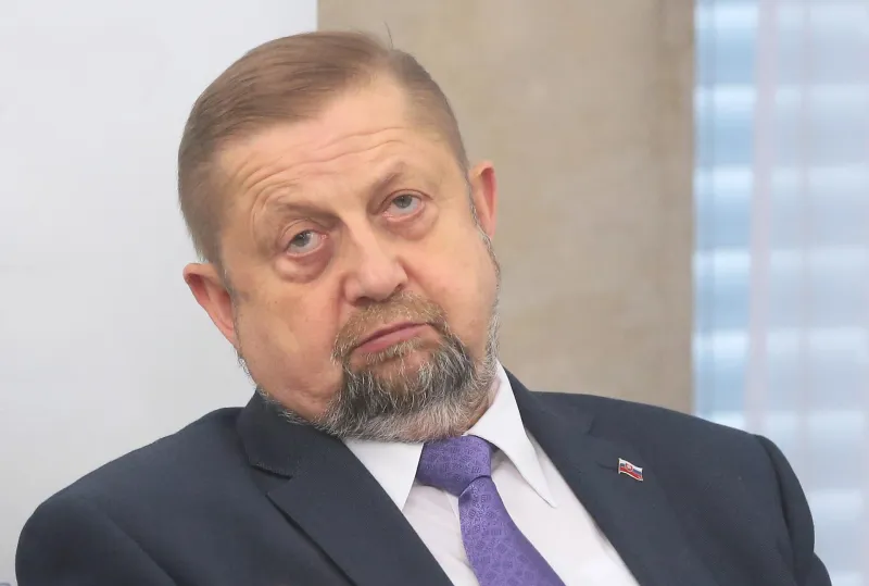 HNonline.sk - Harabin sa má ospravedlniť Esetu za výroky o zasahovaní do volieb, rozhodol súd