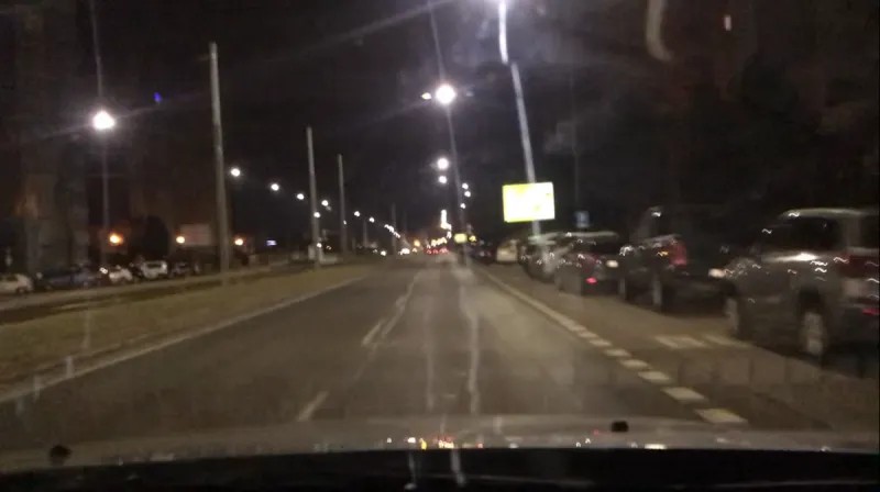 Semafor prežil. Nakrútili sme rekonštrukciu nočnej jazdy Andreja Danka - SME