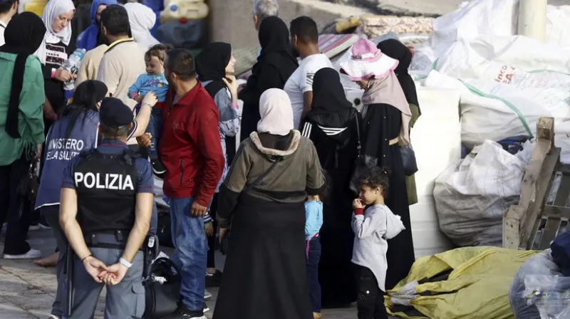 Dohoda Meloniová - Rama. Taliansko bude posielať migrantov do Albánska - Svet - Správy - Pravda