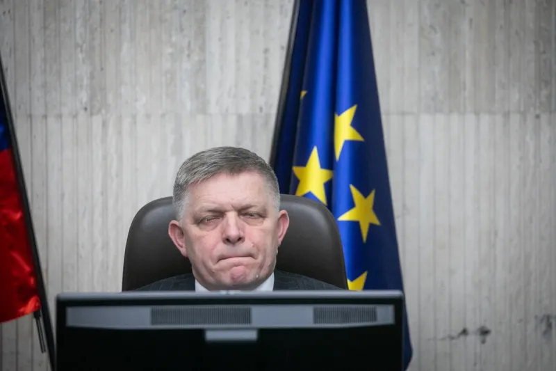 Fico vytkol Scholzovi sankcie voči šéfovi Nočných vlkov - SME