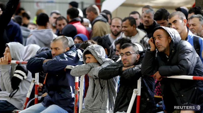 Zlá správa pre migrantov. Nedáme vám peniaze, ale platobnú kartu, odkazujú Nemci - Svet - Správy - Pravda