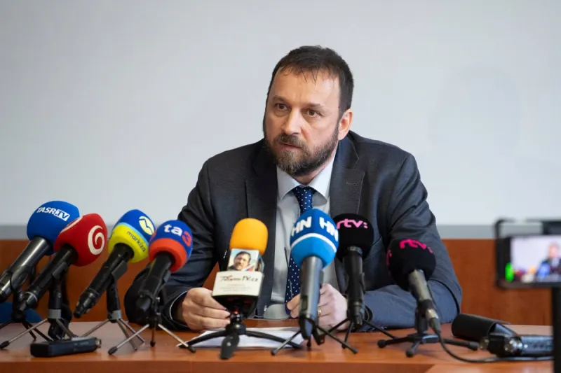 V kauze Gorila by mali podľa prokurátora opätovne obviniť päť osôb - SME