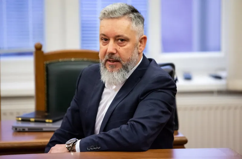 Nový funkcionár trenčianskej kriminálky figuroval v kauze Očistec. Mal blízko k Róbertovi - SME