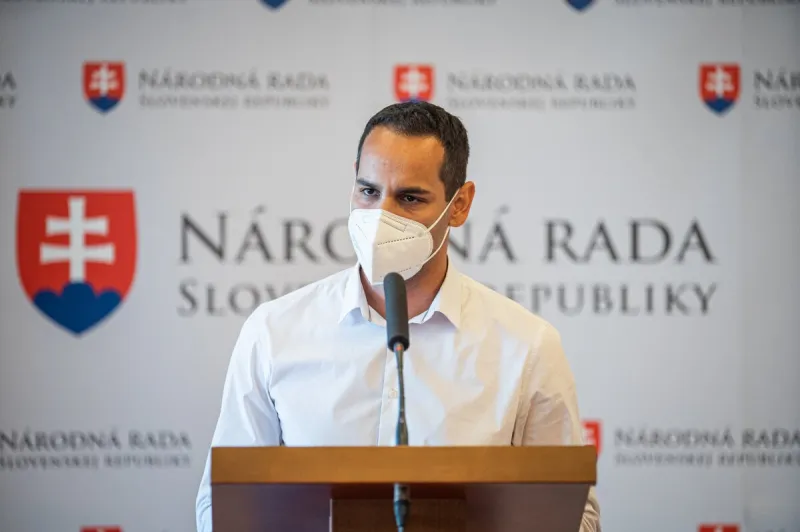 V kauze bývalého poslanca Heráka vypovedala ďalšia žena - SME