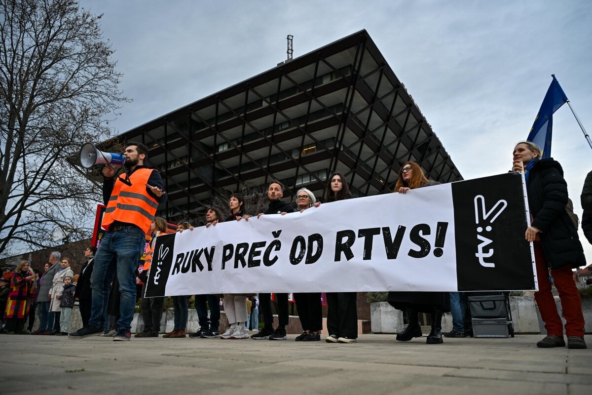 Mimovládky sa pre návrh k RTVS obracajú na europarlament aj eurokomisiu - SME