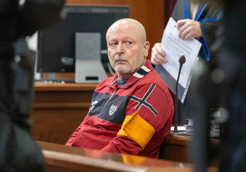 Údajný bos sýkorovcov sa postavil pred súd v kauze mafiánskych vrážd - SME