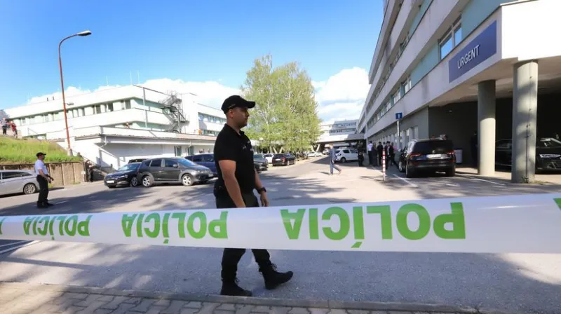 NAKA prehľadala byt strelca na Fica. Domov priviezla aj atentátnika - Domáce - Správy - Pravda