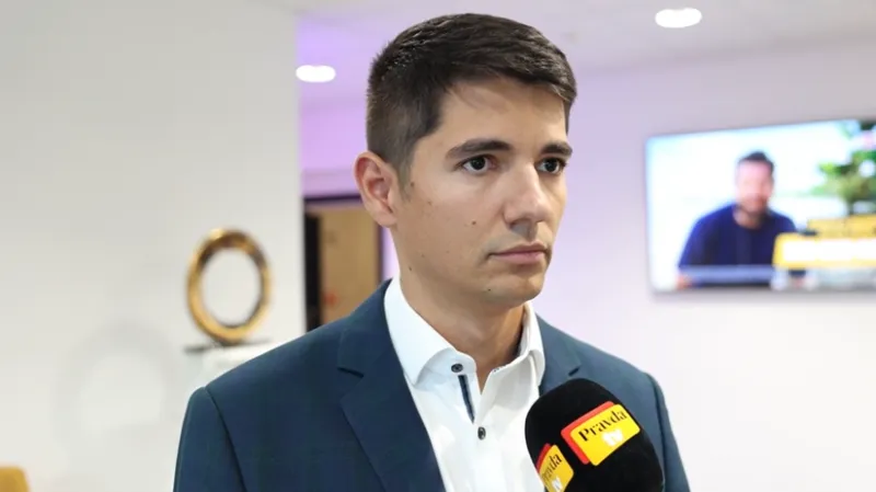 Po atentáte na Fica čelia vyhrážkam koaliční poslanci aj minister. Viacerí majú sprísnený režim - Domáce - Správy - Pravda