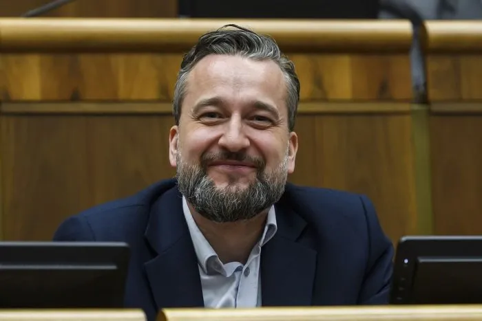 Blaha sa po úspechu v eurovoľbách VZDÁ funkcie… | Dnes24.sk