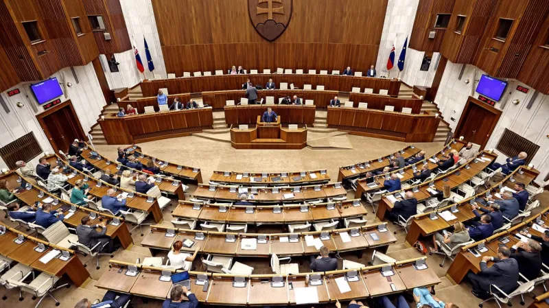 Progresívne Slovensko predložilo novelu Trestného zákona: Takto na ňu reagovali v NR SR | Nový Čas