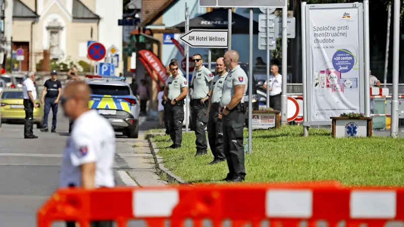 Prvé výjazdové rokovanie vlády po streľbe na Fica: Rimavská Sobota sa premenila na pevnosť! | Nový Čas