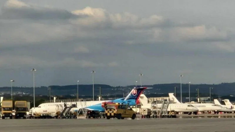 Aj Taraba šiel na futbal špeciálom. Potom tvrdil, že rokoval o Gabčíkove - SME