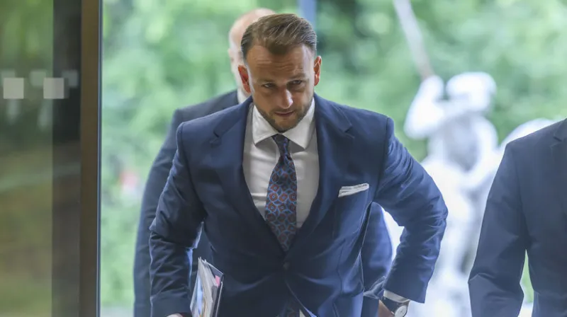 Na futbal za štátne? Podľa rezortu vnútra je to bežné, Keketi však letel komerčnou linkou. Opozícia hovorí o papalášizme - Domáce - Správy - Pravda