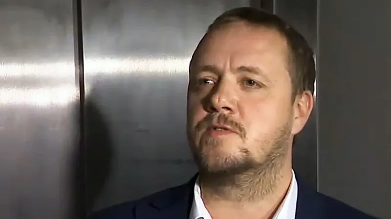 Ministerstvo vnútra sa odvolá voči uvaleným sankciám: Aké dopady bude mať postavenie čurillovcov mimo službu? | Nový Čas