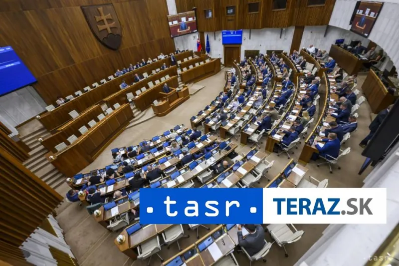 Novela Trestného zákona ide do 2. čítania, schôdza pokračuje v utorok
