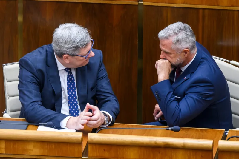 Poslanci schválili novelu Trestného zákona, reaguje na pripomienky Európskej komisie - SME