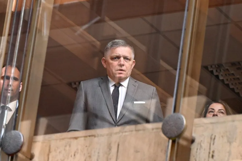 Väčšina Slovákov neverí tomu, že atentát na premiéra bol zinscenovaný - SME