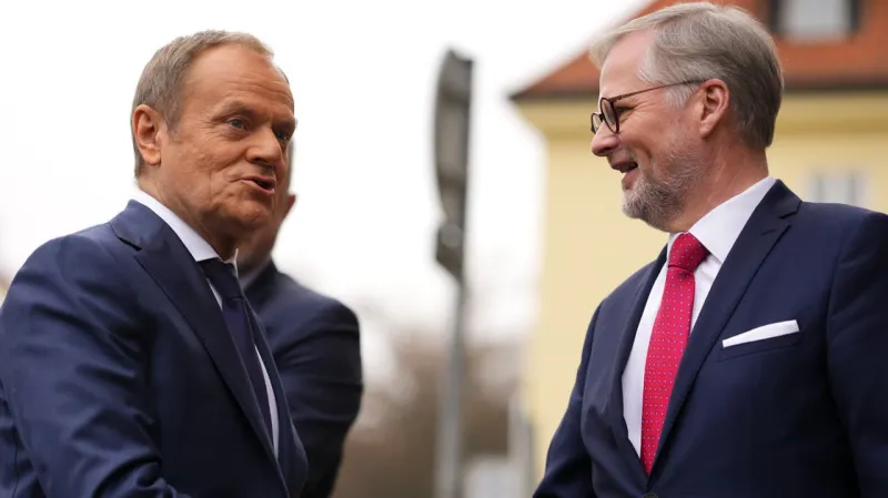 Sú Česko a Poľsko v otázke migrantov na jednej lodi? Tusk upozorňuje na tvrdé stanovisko pre EÚ! | Nový Čas