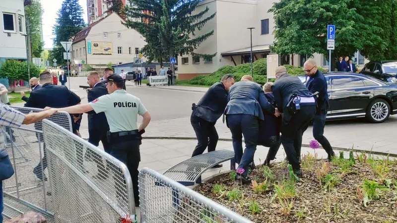Vyšetrovanie atentátu na premiéra Fica sa zamotáva: Generálna prokuratúra reaguje | Nový Čas