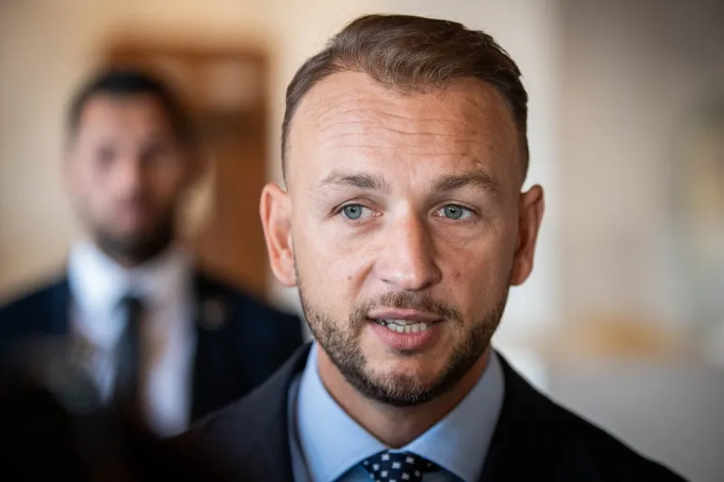 Ministerstvo vnútra musí zaplatiť pokutu za postavenie čurillovcov mimo služby - SME