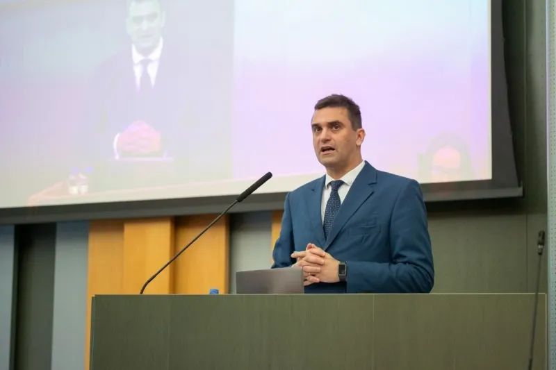 Novým predsedom Slovenskej akadémie vied bude Martin Venhart