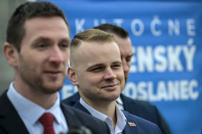 Mazurek so žalobou na ochranu osobnosti nepochodil. Dobré meno si zničil sám, odkázal mu sudca