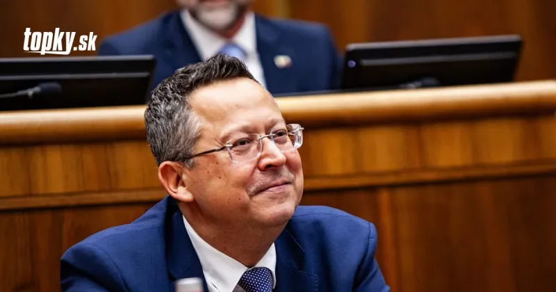 Chystá sa rošáda na čele NBS? Kamenický chce podľa Gröhlinga utiecť pred konsolidáciou a vymeniť Kažimíra! | Topky.sk