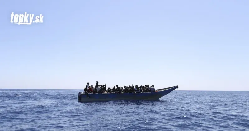 Na francúzskej pláži objavili dve mŕtve telá! Ďalších 230 migrantov zachránil | Topky.sk