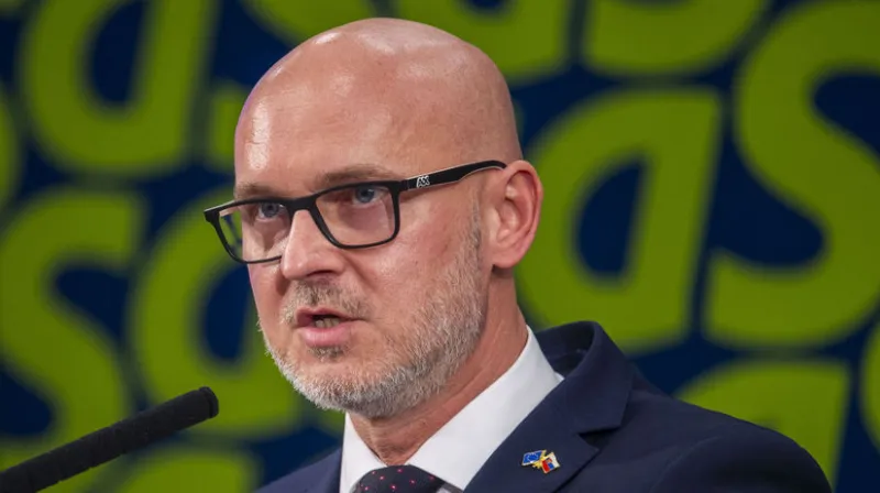 Prejeme 12 miliárd eur. SaS kritizuje zvýšenie sumy 13. dôchodku - Domáce - Správy - Pravda