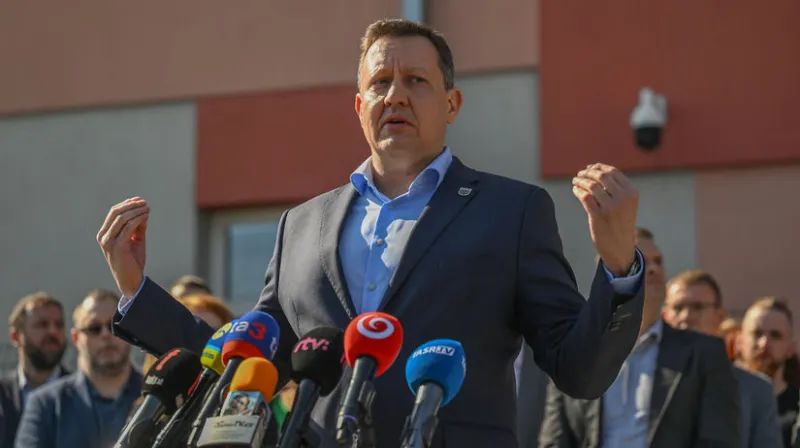 Po zrušení špeciálnej prokuratúry sa podáva menej obžalôb, upozornil Lipšic. Hovorí o rozklade vyšetrovania trestnej činnosti - Domáce - Správy - Pravda
