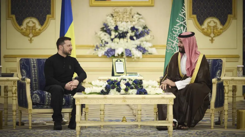 USA obnovili vojenskú pomoc Ukrajine! Zelenskyj však pripomína: Teraz je na Spojených štátoch presvedčiť... | Nový Čas