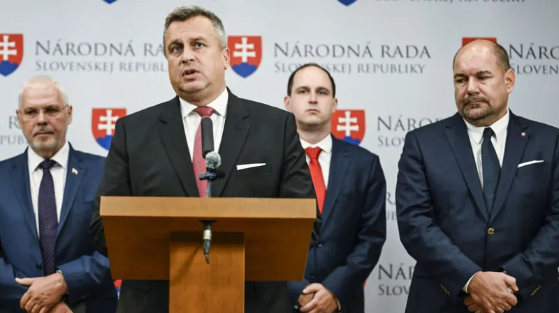 Lučanský sa inšpiroval v Rusku, tvrdí o zákone k mimovládkam Via Iuris. Úrad vlády: Zavádzate - Domáce - Správy - Pravda