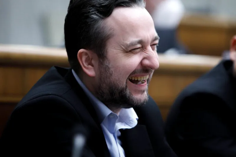 Ľuboš Blaha je späť na Facebooku a vysmieva sa mu. Zabrala falošná vyhrážka - SME