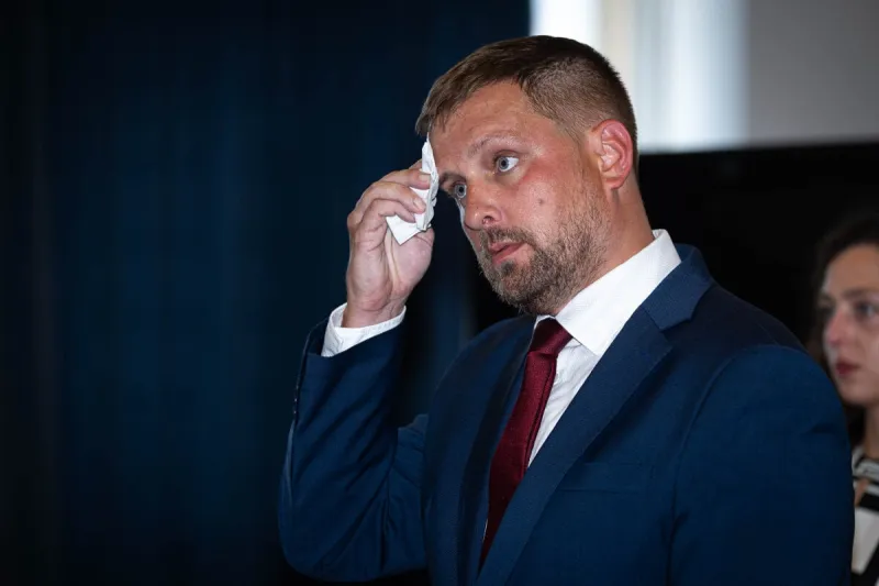 Záchrankový tender bol uzavretý dávno predtým, ako z neho odstúpila Penta, ukazuje - SME
