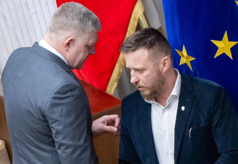 Ranný brífing: Kotlárove bludy už rieši polícia, prokremeľský gang sa vysmieva SIS - SME