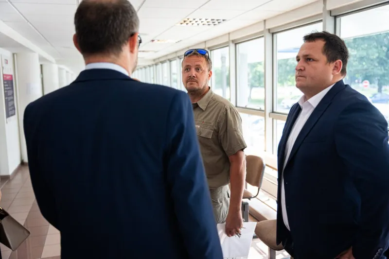 Trestné stíhania proti čurillovcom ich majú podľa advokáta Kubinu držať ich mimo služby - SME