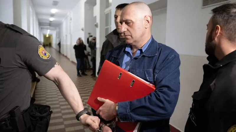 Začal sa proces v prípade vraždy advokáta Valka, obžalobe čelí Jozef Radič - Domáce - Správy - Pravda