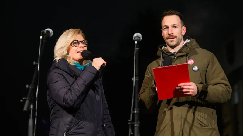 Mimovládky odmietajú zmeny pri trestoch za extrémizmus a utajovanie majetkov politikov. Spustili petíciu  - Domáce - Správy - Pravda